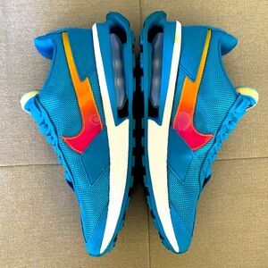 Nike Air Max Pre Day Be True (Men’s size 5.5, Women’s size 7)